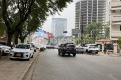 Bán gấp mặt phố thụy khuê kinh doanh vỉa hè ô tô tránh 3 thoáng có 5,8 tỷ