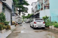 Bán nhà đẹp khu công nghê cao gần vin home quận 9