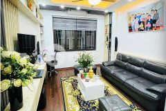 Quá hiếm dịch vọng 39m2 x 5t, mặt ngõ kinh doanh 30m mp, ở đỉnh 5.8 tỷ