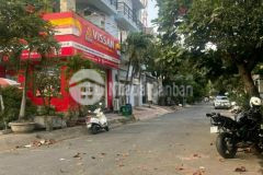 Bán nhà 3 lầu mt đường 6 khu bên sông, dt 112m2, giá 12.6 tỷ