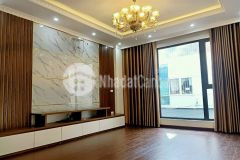 Bán gấp nhà phố hồng tiến, bồ đề, 42m2, 6 tầng, gara, ô tô, kinh doanh, nhỉnh 6 tỷ