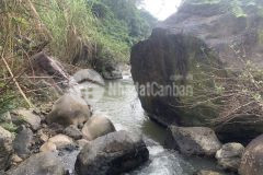 Bán đất bám suối 1288m giá chỉ 360tr