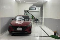 Bán nhà mặt phố trần quốc hoàn q. cầu giấy gara ô tô thang máy kinh doanh giá cực đẹp.