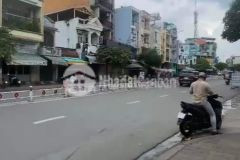 Bạn chưa tìm được nhà ưng ý vậy mua đất về xây theo thiết kế của mình ngang gần 6m