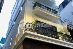 Sốc bán nhà đào tấn nhà mặt ngõ sổ nở hậu 30m x 3 tầng mt 3.6 giá chỉ 3,2 tỷ