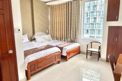 Cho thuê khách sạn 7 tầng 11 phòng gần biển võ nguyên giáp