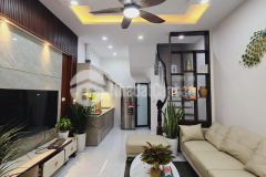 Nhà siêu vip tại đường láng đống đa ngõ thoáng nở hậu gần hồ nhỉnh 4 tỷ