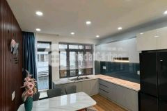 Nhà hẻm thông, 5 phòng ngủ, 3 tầng btct