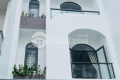 Nhà hẻm xe hơi 8m có lề 50m2 1 lầu 3 phòng ngủ sát bên công viên giá nhỉnh 4 đồng