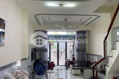 Chỉ 4.4 tỷ, 72m2, 2 tầng, btct quận 12, xe hơi ngủ trong nhà, nhà mới ở ngay