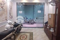 Chính chủ cần bán gấp nhà cầu giấy nhà mới ở luôn dt 35m mt 4m giá cực rẻ.