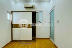 Xe hơi đỗ cửa nhà mới lung linh tặng full nội thất nguyễn sỹ sách 5.65 tỷ