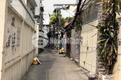 Cho thuê nhà nguyễn xí p13 bình thạnh 80m2 2 tầng lô góc 15tr