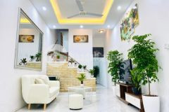 Bán nhà lạc long quân,tây hồ 3 bước ra ô tô tránh 46m25 tầng 4,98 tỷ gần hồ tây