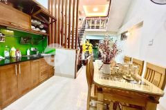 Bán nhà xuân đỉnh ngõ rộng rãi, thông, gần oto. nội thất đỉnh. 42m2x5t giá 5.6 tỷ