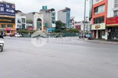 Đẹp vip nhất phố nguyễn văn cừ, nở hậu, 2 thoáng, thang máy 120m 6t mt5m, giá mềm.