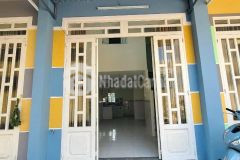 Nhà cần bán 60m2 đường phan văn hớn bà điểm 490 triệu có gác lững