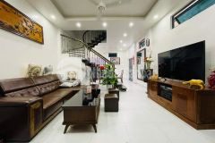 Siêu phẩm tây hồ lộng gió lô góc 45m2 x mt 4.5m nhà cực đẹp giá chỉ 5.5 tỷ.