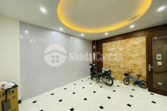 Siêu phẩm khương hạ 40m2x5t,nhà mới, ô tô đỗ cửa giá 3.9 tỷ.