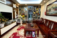 Lô góc ô tô đỗ cửa cách phố 30m ngõ thông phố hoàng văn thái