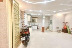 Chính chủ nợ bán gấp 3,6 tỷ x 42m2 x 3 tầng kim mã lô góc cực thoáng