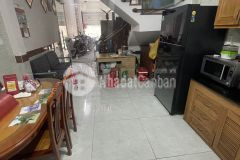 Bán gấp nhà 5 tầng, khu cao cấp, nhà mới đủ nội thất, gara ô tô, 4x18m, chỉ 6 tỷ 650.