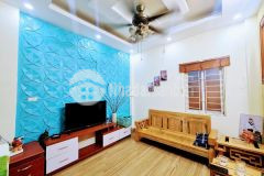 Bán gấp nhà kim giang hoàng mai, dt 30m2, 5 tầng, gía hơn 3 tỷ có thương lượng.