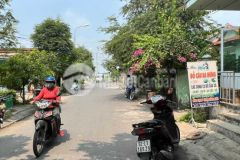 Bán 240m2 đất tặng nhà ngay cầu cửa đại hội an