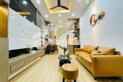 Cực rẻ, cực hiếm bán nhà hxh lý thường kiệt q.10 50m2 ngang 5mdài10m3tầng, chỉ 4.x tỷ lh 0335671271