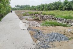 Chính chủ cần bán nền 2 mặt tiền đường, 134m2, có 50m2 thổ cư, gần kcn phú thuận, bình đại, bến tre