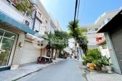 Hẻm 6m, lũy bán bích, 4 tầng dt 50m2 giá 5.5 tỷ tân phú giáp tân bình