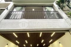 Bán nhà 6 tầng, 61m2 thang máy, gara, giếng trời, full nội thất, ở ngay, giá nhỉnh 10 tỷ.