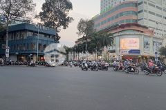 Tt quận 5 đắc địa sát mt trần phú bán đất tặng nhà giá rẻ