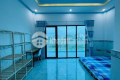 Còn duy nhất 1 phòng minihouse tầng trệt kdc hồng loan giá 4tr view công viên