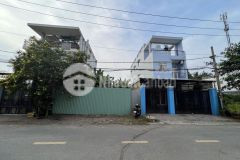 Lô đất mặt tiền đường 835 phú hữu diện tích 264m vị trí đẹp