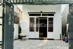 Cần tiền bán gấp nhà 70m2. 640 triệu.đường song hành,hóc môn.