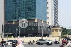 Bán tòa nhà mặt phố tây hồ. 450m2 x 12 tầng, mt15m, lô góc, hè 6m, 6 làn xe. giá 300 tỷ