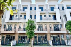 Chủ cần bán gấp căn liền kề 4 tầng sát khu dân cư đông đúc tại vsip từ sơn, sổ hồng