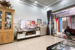 Nhà 02 tầng phạm văn bạch p15 tân bình 4mx10m 3.9 tỷ tặng nội thất.