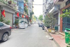 Bán nhà trường chinh, thanh xuân, ngõ to như phố, ô tô tránh, đỗ ngày đêm, dt 40m2, giá 8,4 tỷ