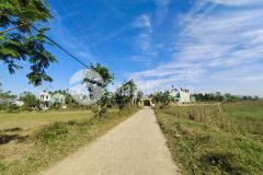 Chính chủ bán lỗ lô 2 mặt đường gần chợ lạc thành điện hồng