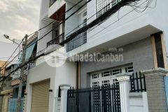 Cho th.uê nhà trệt lầu trục chính hẻm 38 đường 32, hưng lợi, nk