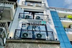 Bán gấp nhà 6 lầu, 10pn, thu nhập 40trtháng cạnh lê quang định bình thạnh 7 tỷ