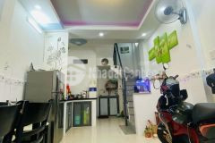 Nhà sát aeomail tân phú dt 4x8 1 lầu hẻm 5m