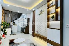 Bán nhà ngách 86 ngõ 182 phố bạch đằng, 50m ra phố, nhà mới dt 26m5 tầng3.1 tỷ