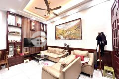 Bán nhà đẹp phố nguyễn đức cảnh, dt 30m2 x 4t, mt 4 m, giá chào 2 tỷ 7, lh 0984417892.