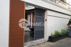 Nhà hẻm xe hơi, 74m2, 2 lầu, bình thạnh, giá 10.2 tỷ.