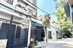 Ban gâp hxt,đương 9, linh tây thu đưc, dt 43 x 4t,chi nhinh 4 ty