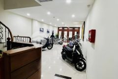 Bán nhà mặt phố cổ ba đình, 8 tầng thang máy, gần hồ tây, kinh doanh.