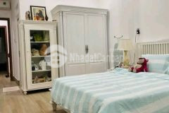 Nhà 3 phòng ngủ, hẻm thẳng, có nguồn thu nhập.